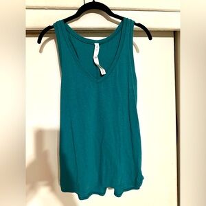 Lululemon Tank Top V neck 6 Green